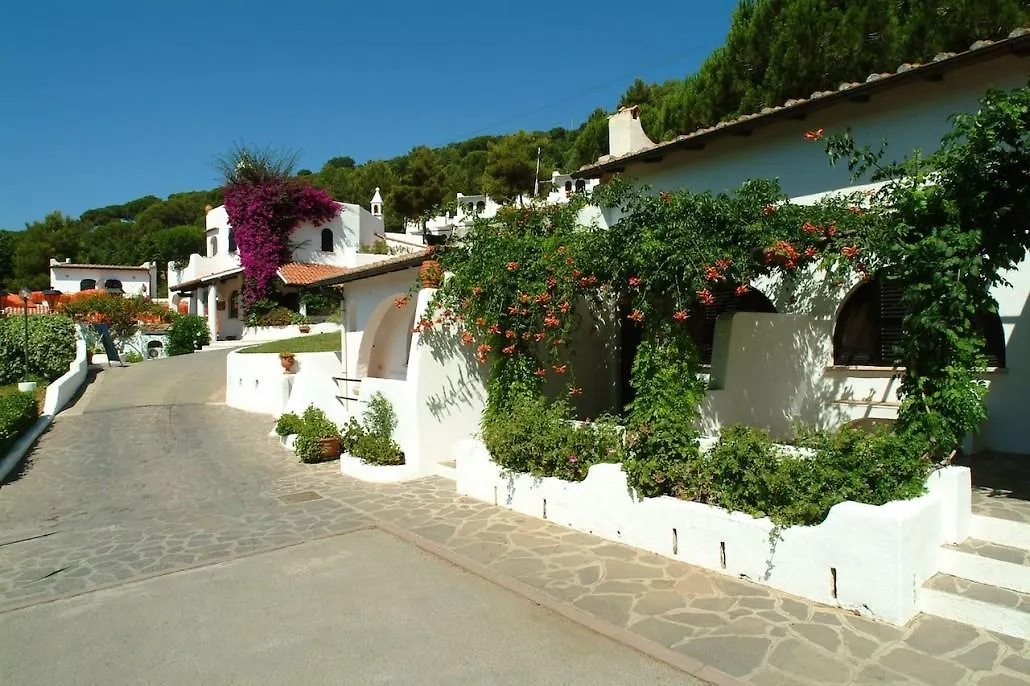 Hotel Cala Di Mola Porto Azzurro 4*,