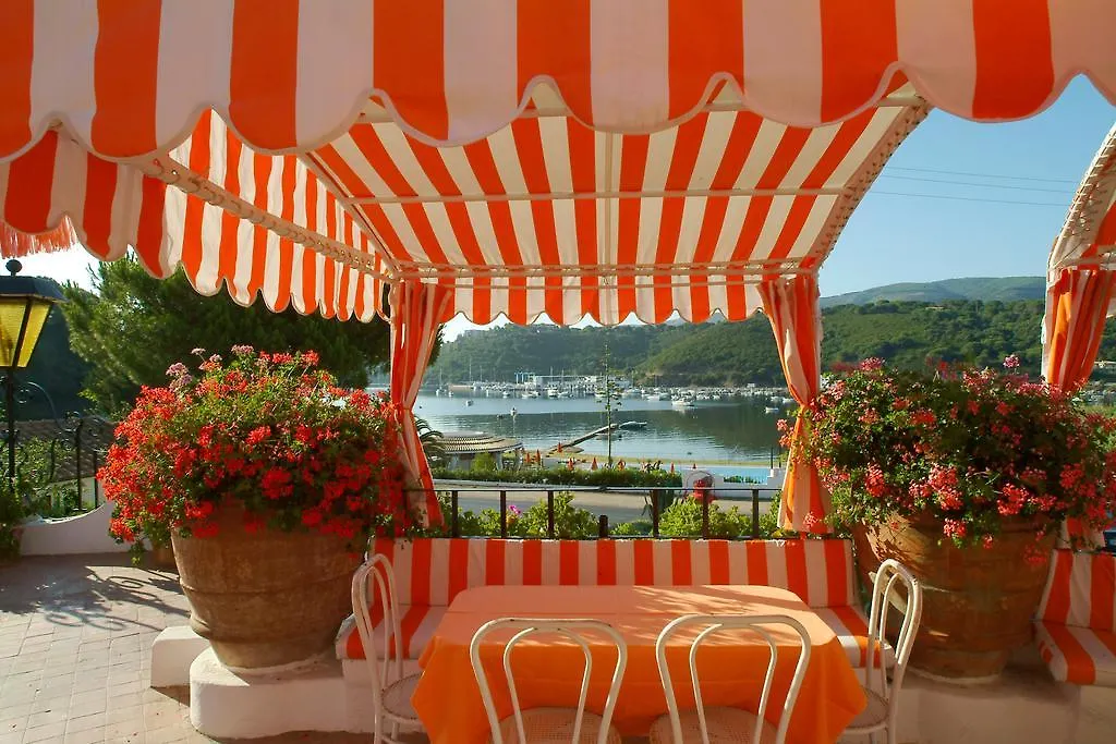 **** Aparthotel Hotel Cala Di Mola Porto Azzurro Italien