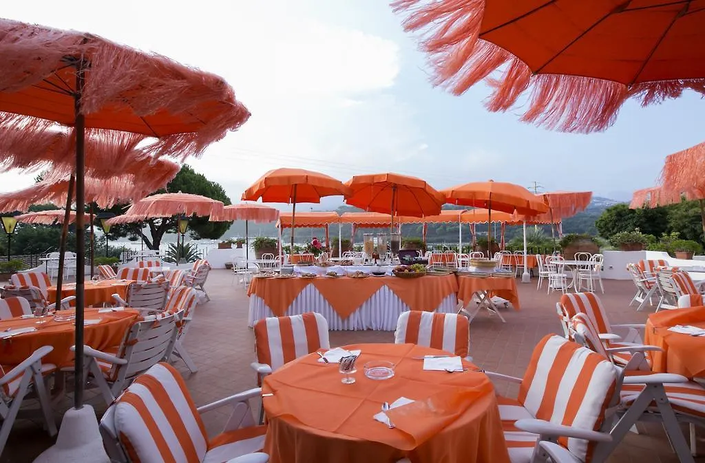 Hotel Cala Di Mola 포르투 아주로 아파트호텔