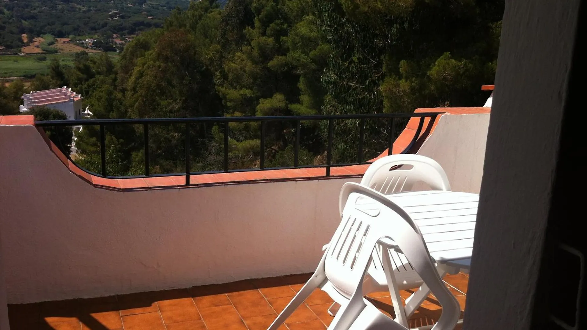 Hotel Cala Di Mola 포르투 아주로 4*,  이탈리아