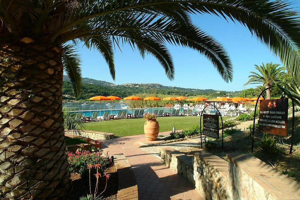 Hotel Cala Di Mola 포르투 아주로 아파트호텔